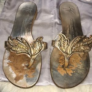 Authentic Giuseppe Zanotti Cruel Sandals Sz 9 gold